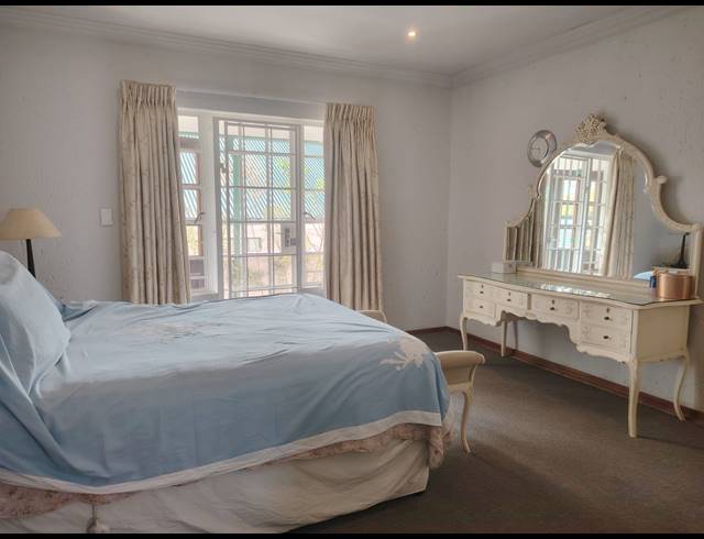 3 BEDROOM FREEHOLD FOR SALE IN VORNA VALLEY